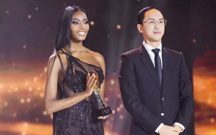 Sánh vai bên Miss Supranational, visual chuẩn nam thần của chồng Tăng Thanh Hà gây sốt mạng xã hội Ảnh 2