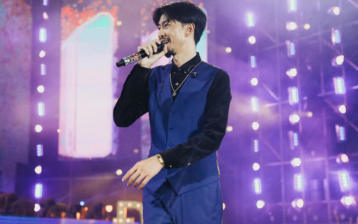 Phản ứng của Đen Vâu khi khán giả tiết lộ: 'Giận đồng nghiệp, mở nhạc Đen cho cả phòng cùng nghe' Ảnh 2