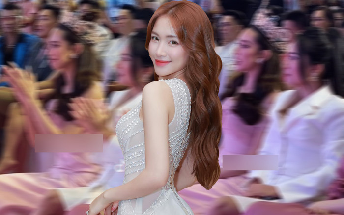 Thùy Tiên say sưa hát theo ca khúc của Hòa Minzy, dân mạng: 'Có đứa con dâu đúng mát lòng mát dạ' Ảnh 2