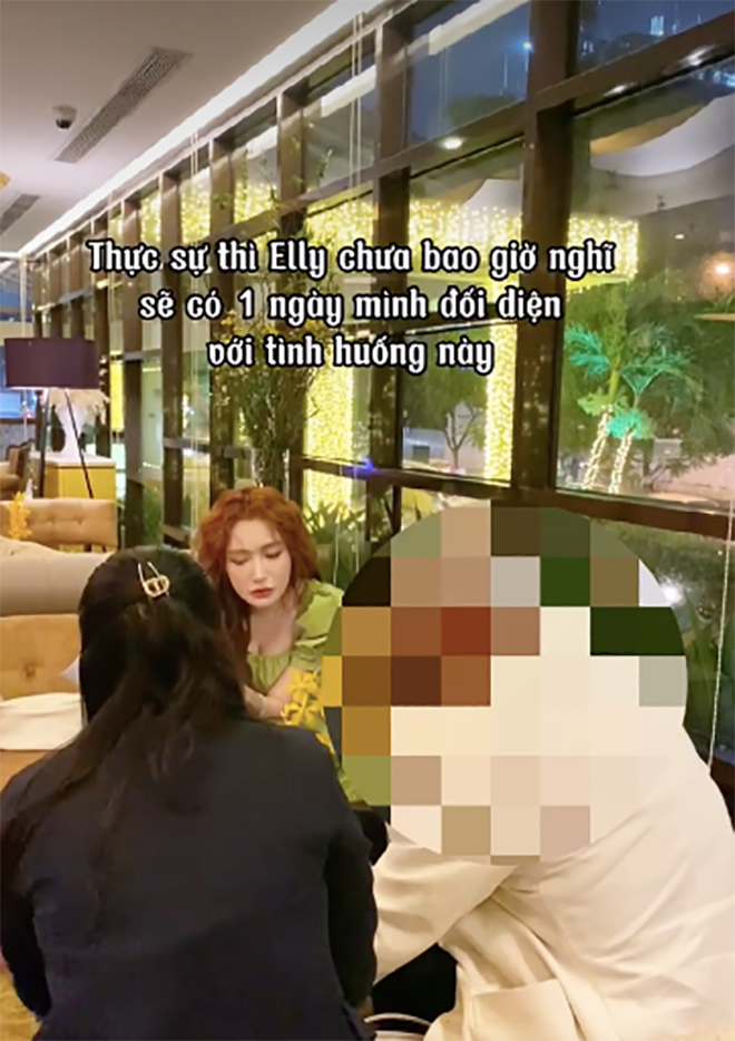 Elly Trần gặp luật sư để giải quyết thủ tục ly hôn.