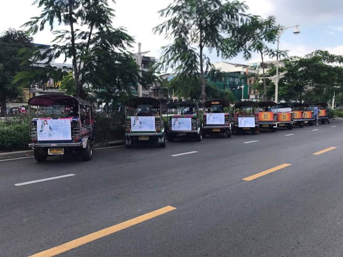 Kỷ niệm 1 năm đăng quang, Thùy Tiên được fan tặng quà 'chấn động': Đẳng cấp khó có ai bì kịp Ảnh 2