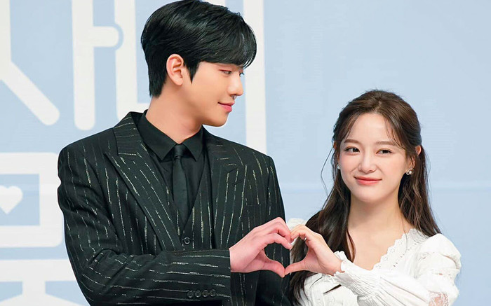 Sau Hẹn Hò Chốn Công Sở, Ahn Hyo Seop và Kim Se Jeong xác nhận 'hẹn hò', fan rần rần chúc mừng Ảnh 2