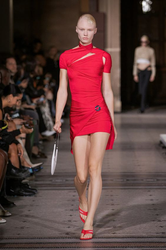 Bộ sưu tập Ready-to-Wear 2023 của Coperni.