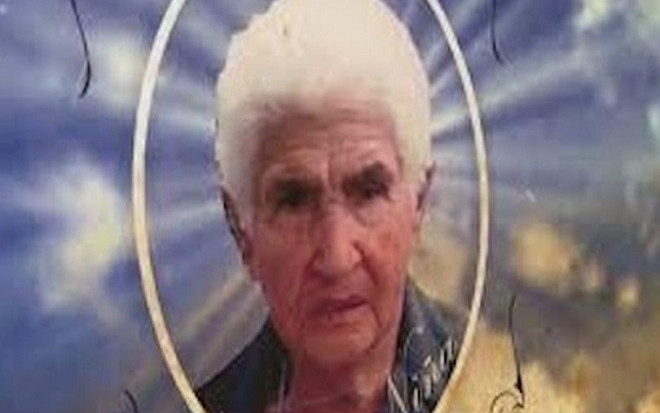 Chuyển mộ cho cụ bà qua đời 10 năm trước, con cháu 'kinh hồn bạt vía' khi mở nắp quan tài Ảnh 2