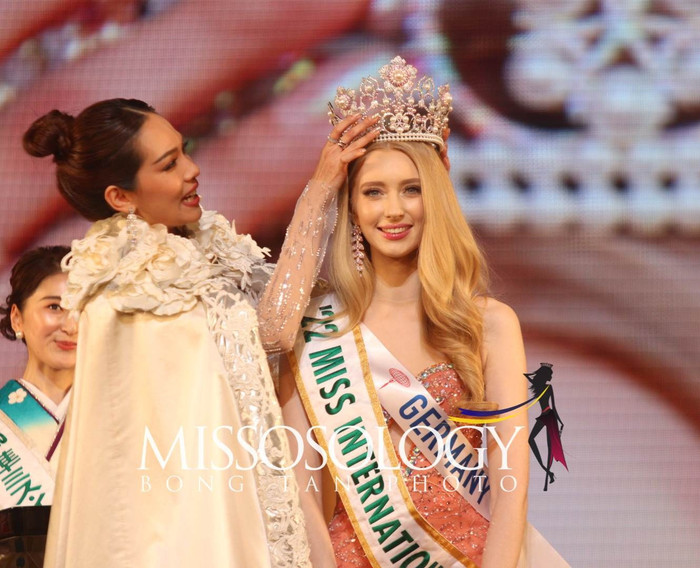 Nhan sắc ấn tượng của tân Miss International 2022.