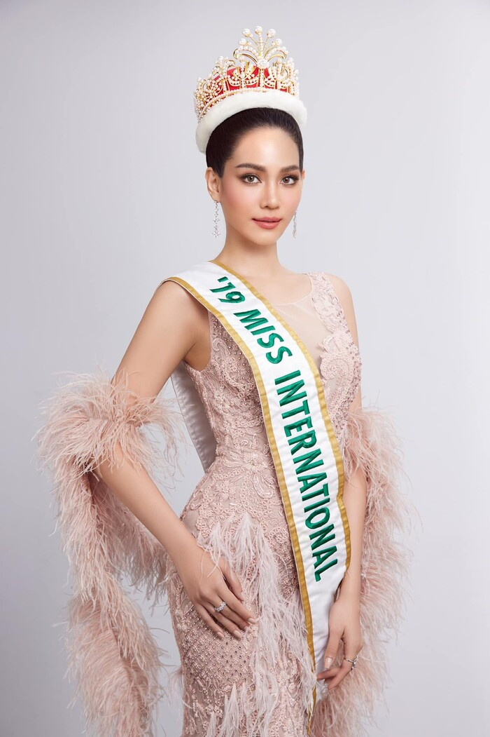 Miss International 2019 - người đẹp Sireethorn Leearamwat đến từ Thái Lan. 