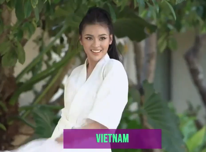 'Hot girl trứng rán' Thanh Tâm đụng hàng với mỹ nhân nóng bỏng nhất Miss Grand Vietnam Ảnh 3