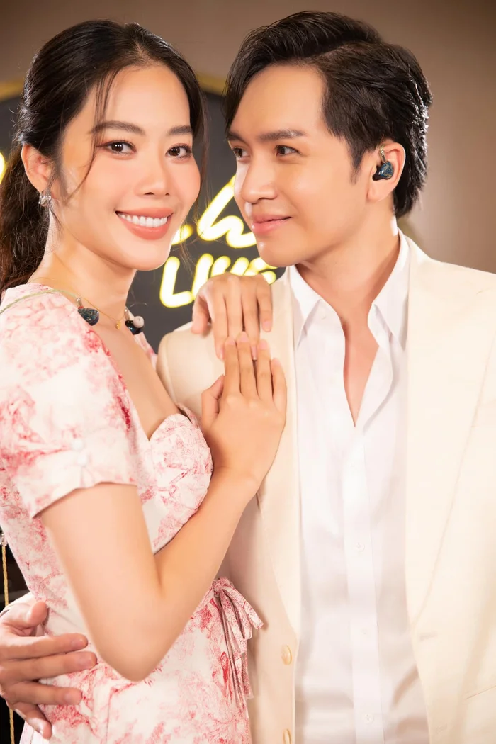 Những chia sẻ của Nam Em về Bạch Công Khanh đã khiến cô bị nhiều người chỉ trích.