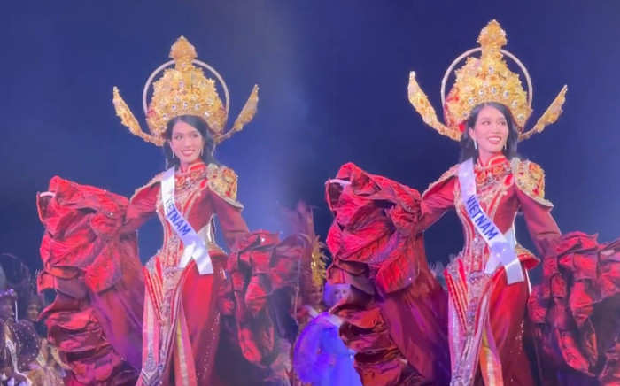 Chung kết Miss International: Phương Anh 'sáng trưng' với Hoa Trạng Nguyên, spotlight phải thuộc về chị! Ảnh 2