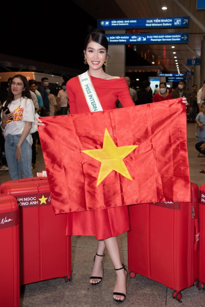 Sau khi bị rớt Top 15 Miss International 2022, Phương Anh có động thái đầu tiên Ảnh 2