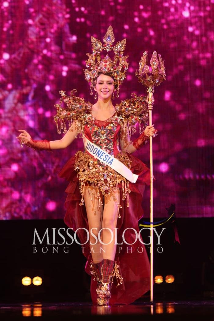 10 bộ trang phục dân tộc đẹp nhất Miss International 2022: Không thể thiếu Hoa Trạng Nguyên Ảnh 4