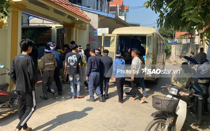 Vụ 3 con gái mang xăng đốt nhà mẹ: 'Chỉ thương mẹ chúng nó, 3 đứa con sao lại làm thế' Ảnh 2