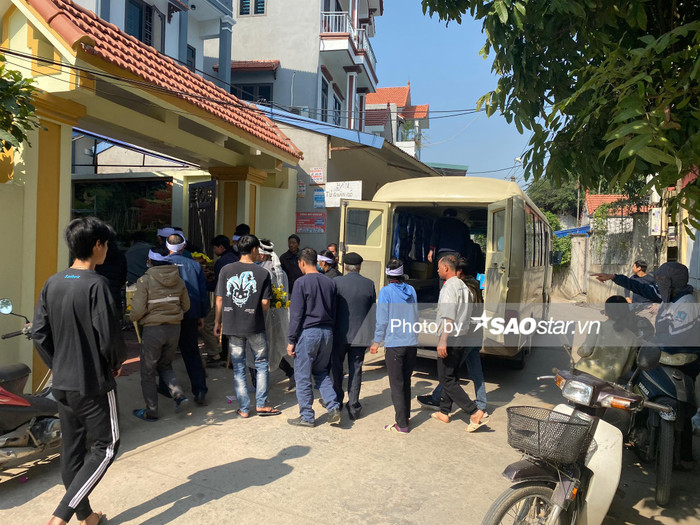 Tro cốt bà Đ. được đưa về nhà riêng