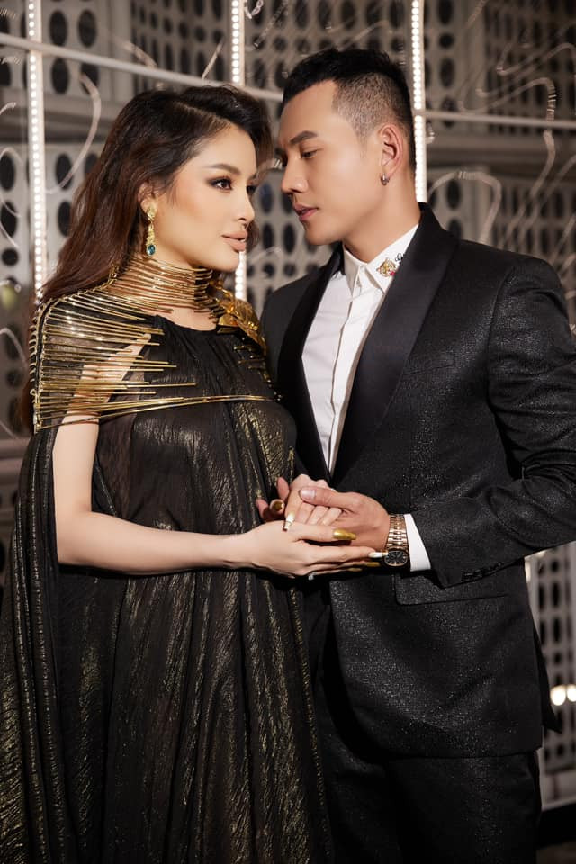 Hiện tại cô đã về nước và tiếp tục nhận lời tham gia các sự kiện, chương trình đình đám cùng ông xã