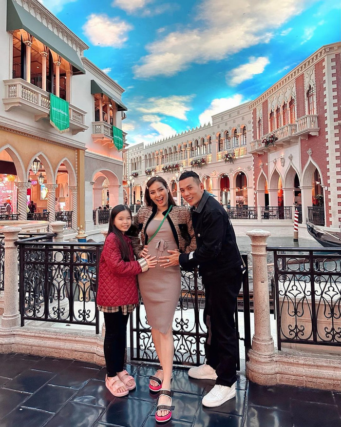 Phương Trinh Jolie đã lắng nghe những góp ý của khán giả và thay đổi cách ăn mặc để phù hợp với cơ thể đang mang bầu