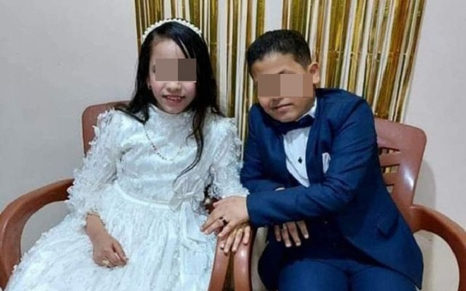 Chú rể 12 tuổi kết hôn với cô dâu 10 tuổi, mối quan hệ thực sự của cả hai càng khiến dư luận phẫn nộ hơn Ảnh 2
