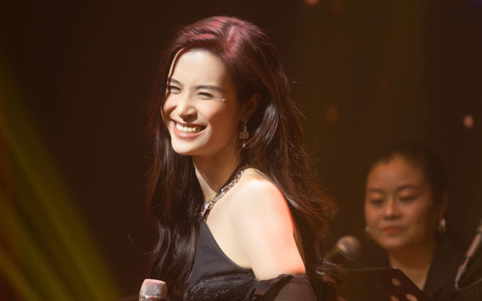 Chứng kiến thế lực khác gọi ông xã là chồng ngọt sớt, Đông Nhi chỉ biết bất lực đứng nhìn Ảnh 2