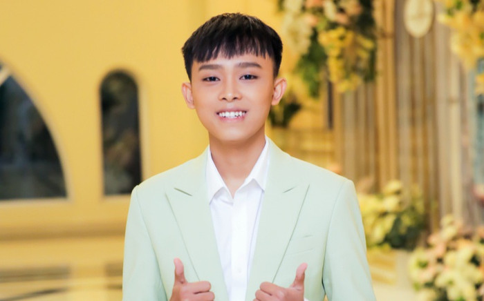 Vừa nhận danh xưng 'Hoàng tử phòng vé, Hồ Văn Cường để lộ tình trạng bất ổn khiến fan lo lắng Ảnh 2