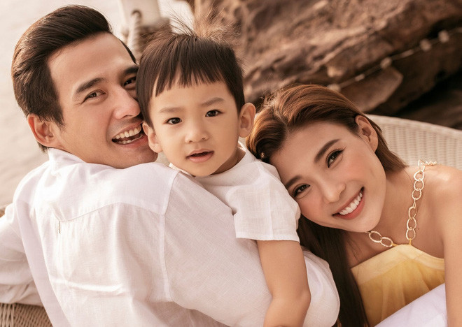 Gia đình nhỏ của Thúy Diễm - Lương Thế Thành