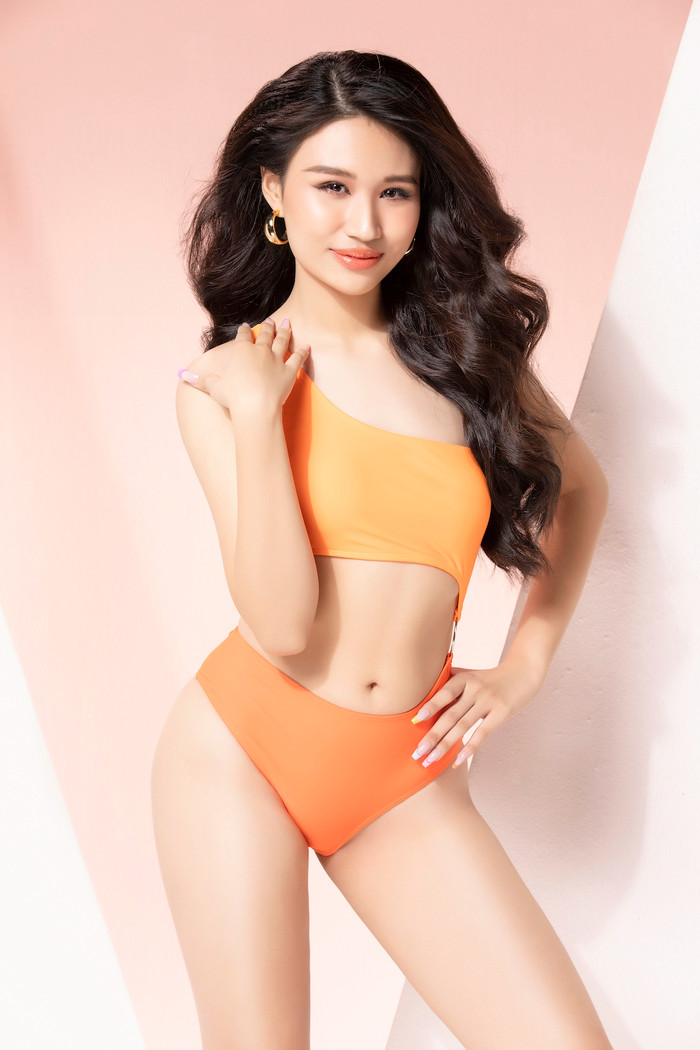 Sát giờ thi Best In Swimsuit, thí sinh Hoa hậu Việt Nam 2022 bung xõa hết cỡ khoe body xịn xò Ảnh 9