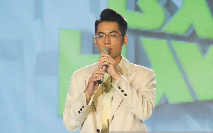 Lưu Thiên Hương nghẹn ngào mua ca khúc của 14 casper để tặng Lưu Hương Giang Ảnh 2