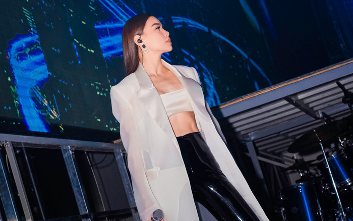 Hồ Ngọc Hà tiết lộ điều đặc biệt trước khi bước lên sân khấu biểu diễn Ảnh 2