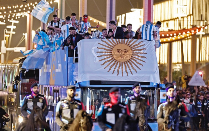 Chủ nhà Qatar làm điều chưa từng có trong lịch sử World Cup cho Messi và tuyển Argentina Ảnh 2