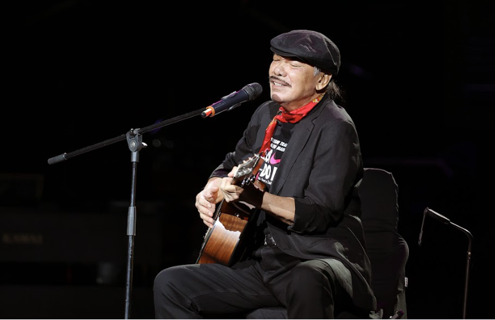 Nhạc sĩ Trần Tiến cho biết đã trải qua 30 lần xạ trị ung thư.