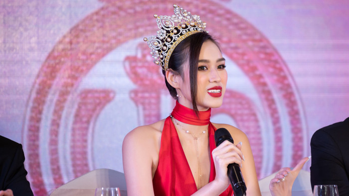 Đỗ Thị Hà lần đầu thú nhận: 'Thời thi Hoa hậu Việt Nam 2020, tôi rất sợ phần thi ứng xử' Ảnh 4