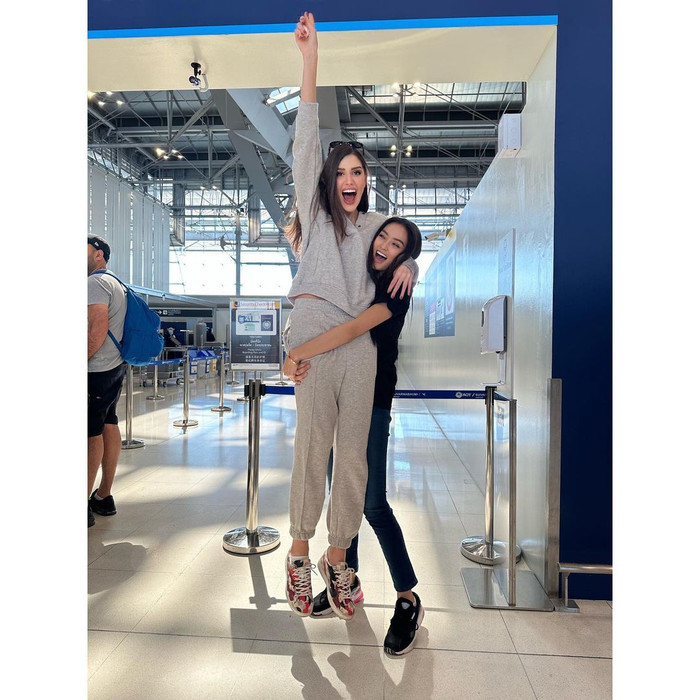 Á hậu 5 Pich Votey đã có mặt tại sân bay để tiễn Isabella Menin.