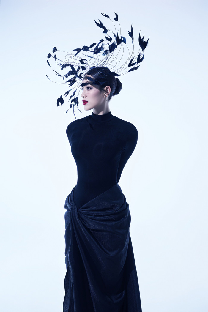 Đỗ Thị Hà xả kho bộ ảnh căng đét cuối nhiệm kỳ: Người kế nhiệm chắc áp lực lắm đây Ảnh 7