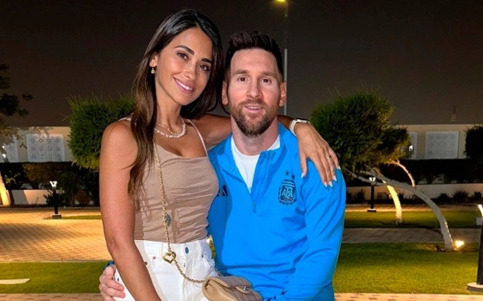 Bà xã của Messi: Sinh ra trong gia đình khá giả, học nha khoa nhưng bén duyên với lĩnh vực người mẫu Ảnh 2