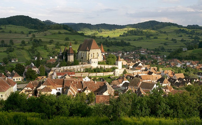 Ngôi làng 300 năm mới có 1 vụ ly hôn nhờ một nơi 'đặc biệt' Ảnh 2