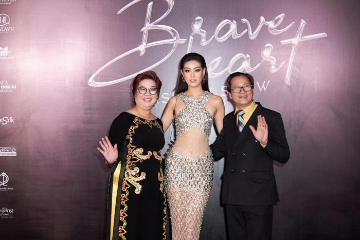 Hoa hậu Thiên Ân và dàn sao đổ bộ thảm đỏ Brave Heart Fashion Show 2022 của Hoa hậu Khánh Vân Ảnh 12