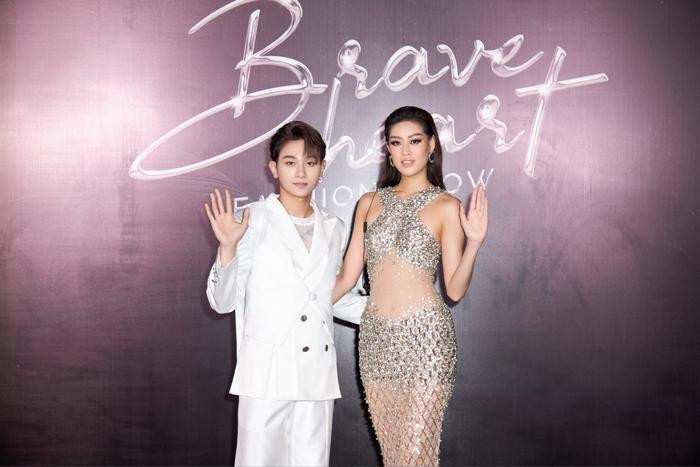 Hoa hậu Thiên Ân và dàn sao đổ bộ thảm đỏ Brave Heart Fashion Show 2022 của Hoa hậu Khánh Vân Ảnh 6