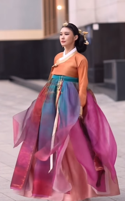 Đại diện Hàn Quốc tại Miss Universe hé lộ trang phục dân tộc: Lại Hanbok, còn gì mới hơn không? Ảnh 1