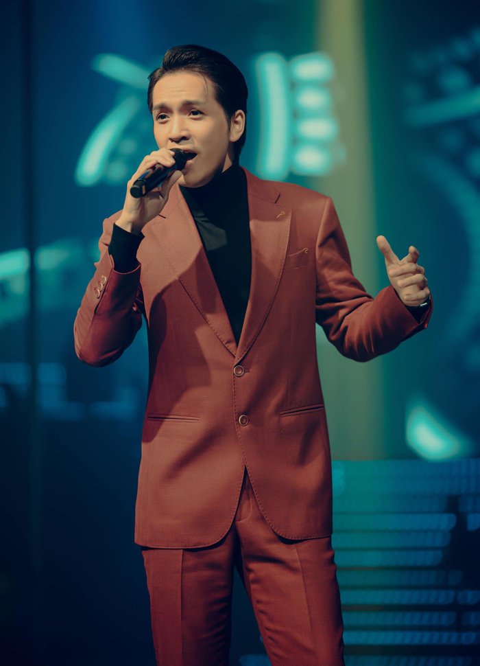 Màn trình diễn của Bạch Công Khanh khiến fan đau lòng, nguyên nhân là vì Nam Em? Ảnh 1