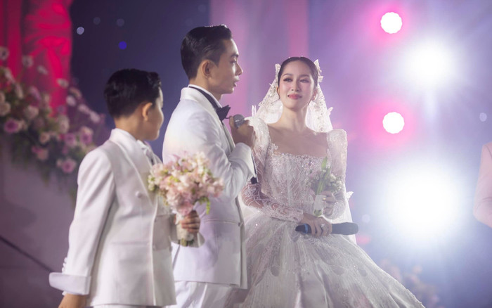 Hậu đám cưới hoành tráng, Khánh Thi bỗng chất vấn Phan Hiển: 'Cưới em về anh còn yêu em không?' Ảnh 2