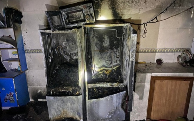 Con trai phóng hỏa đốt nhà bố mẹ ruột, hành động trước đó còn khó hiểu hơn Ảnh 2