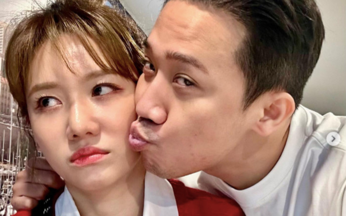 Hiếm hoi đăng ảnh cùng Hari Won, Trấn Thành bất ngờ nổi quạu vì lý do này Ảnh 2