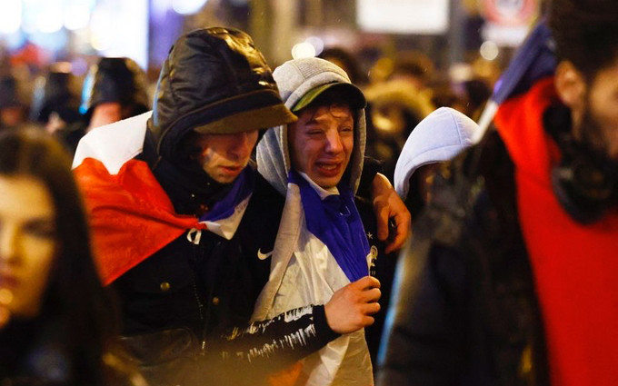 600 nghìn người ký 'Pháp ngừng khóc' để bác vụ đá lại chung kết World Cup Ảnh 2