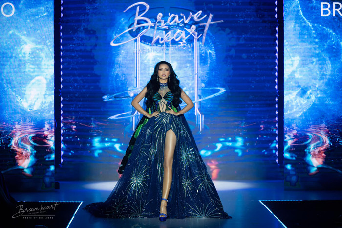 Cô được khen ngợi đã tiến bộ hơn rất nhiều sau khi hoàn thành khóa training ngắn ngày tại Philippines.