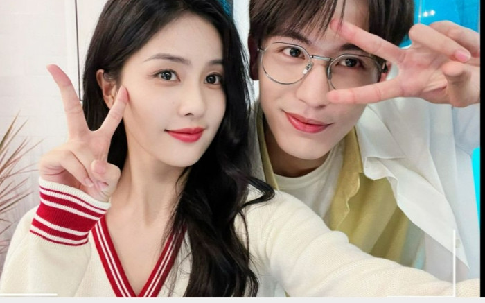 Bạch Lộc và Trương Lăng Hách quyết không chia tay dù bị công ty quản lí ngăn cấm? Ảnh 2