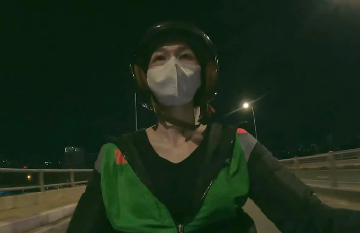 Không nhận ra Hoa hậu Thùy Tiên với tạo hình lạ lẫm tựa 'búp bê chao mi ao' Ảnh 3