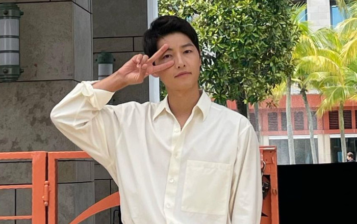 Điểm chung bất ngờ về thời điểm Song Joong Ki hẹn hò bạn gái mới, netizen lo lắng quá khứ lặp lại Ảnh 2