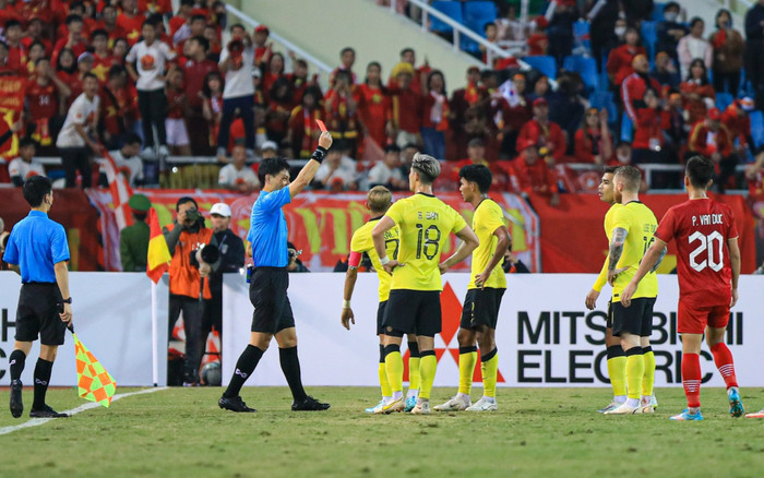 CĐV Malaysia nổi giận với trọng tài: Phải khiếu nại lên FIFA! Ảnh 2