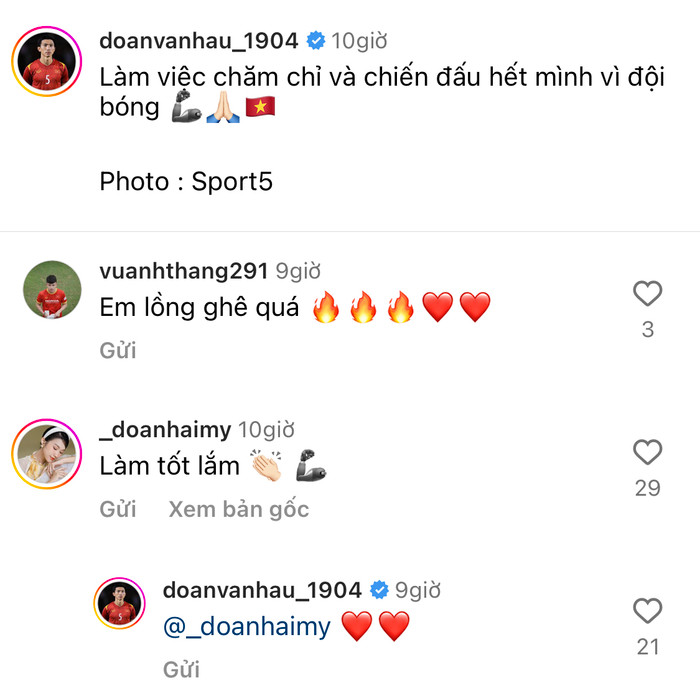 Bạn gái xinh đẹp khen Đoàn Văn Hậu làm tốt lắm.