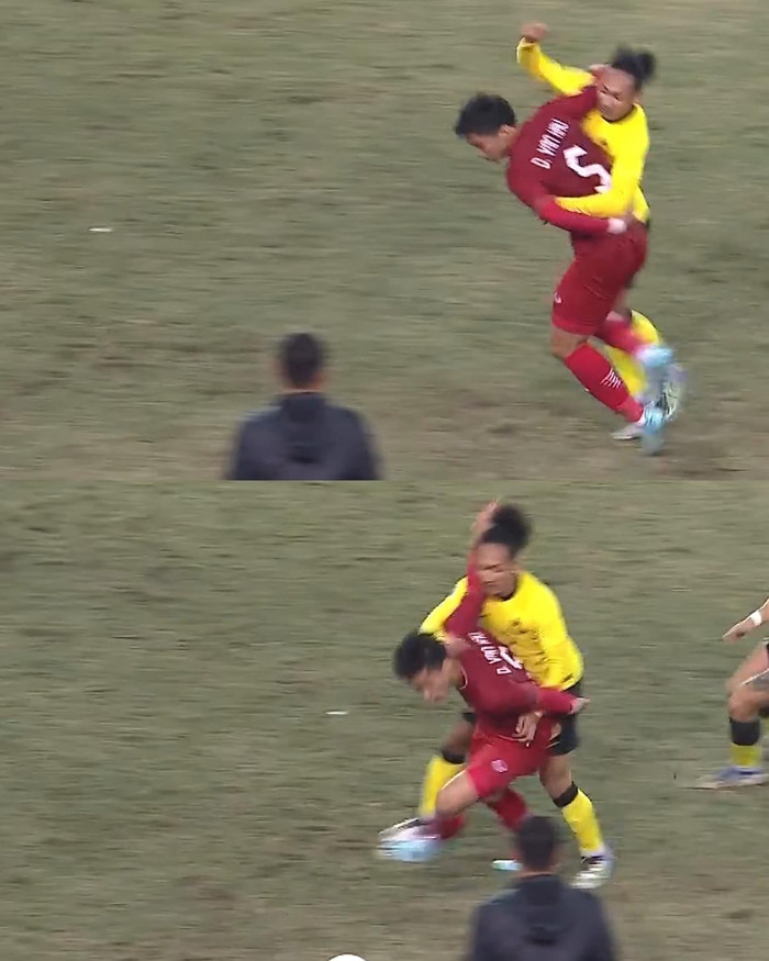 Trong trận đấu với Malaysia, Đoàn Văn Hậu chơi xuất sắc nhưng có nhiều pha bóng khiến cho người hâm mộ không hài lòng. 