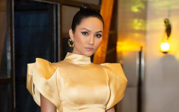 H'Hen Niê đáp trả thẳng thắn trước bình luận chê bai kém duyên: 'Giả khổ, giả thân thiện' Ảnh 2