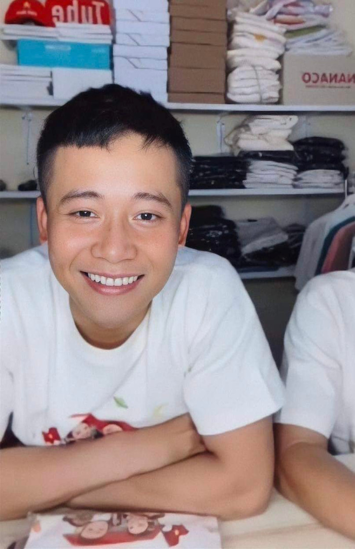 Quang Linh Vlogs